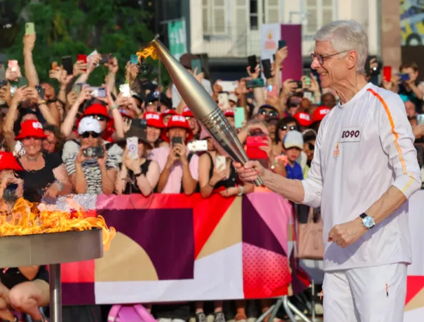 Arsène-wenger-cp-Jean-Marc-Loos-Win-sport-school-strasbourg-