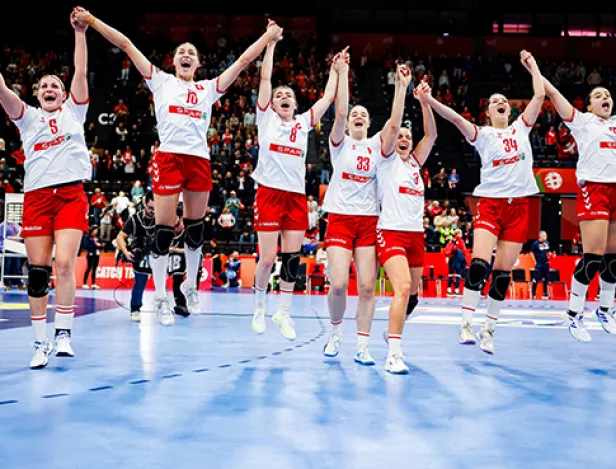 Euro-Handball-Femme-Suisse-2025-02